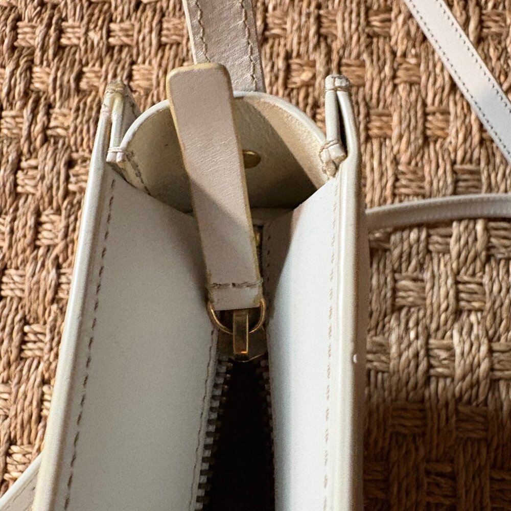 The Stowe cream leather curved shoulder crossbody bag - Picture 7 of 10